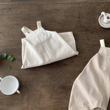 Tape Suspender Bodysuit für Babys – Weicher Baby-Einteiler mit Trägern