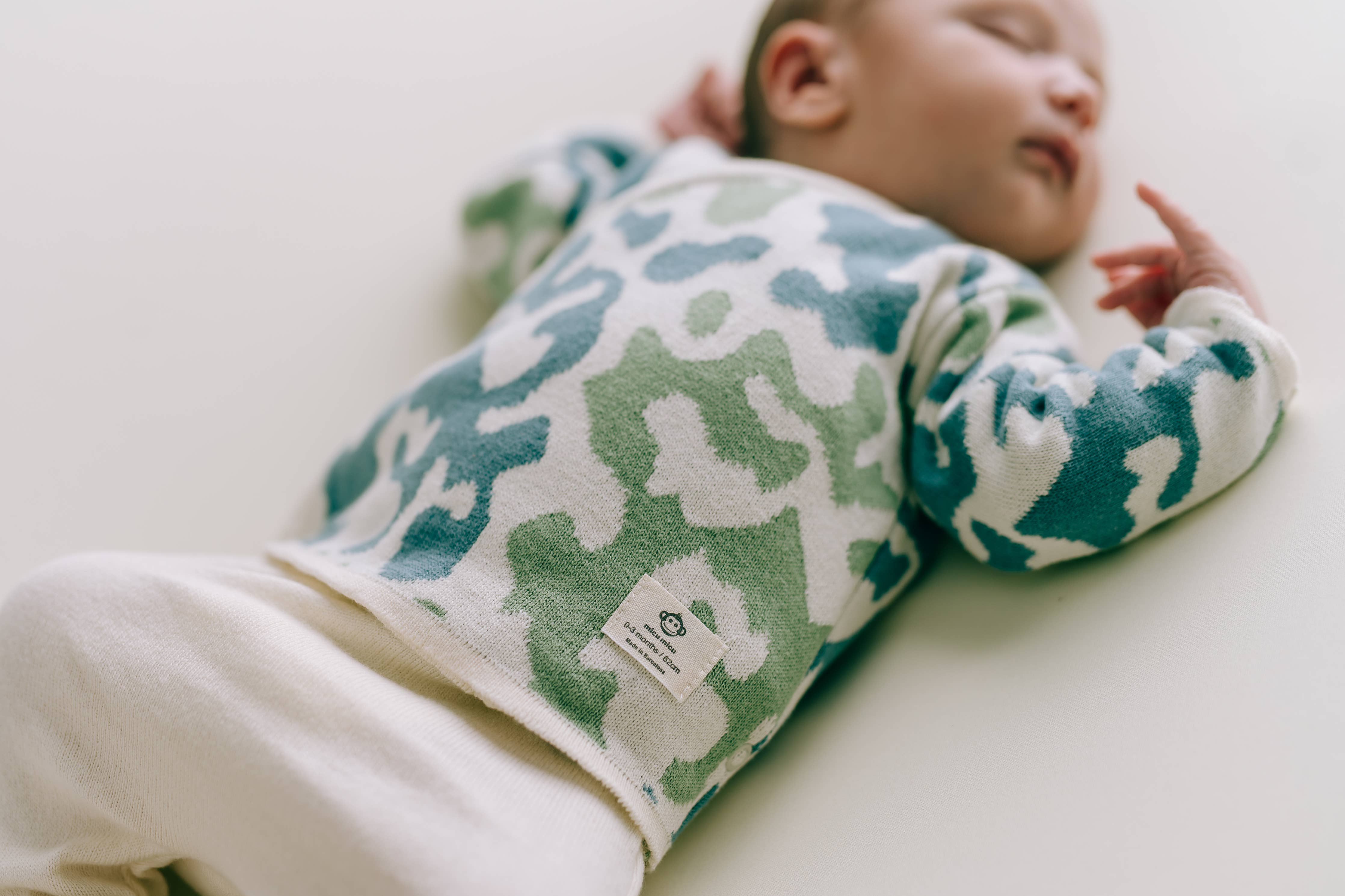 Neugeborenenpaket Camouflage Mint: 0 -3 Monat (56 cm)